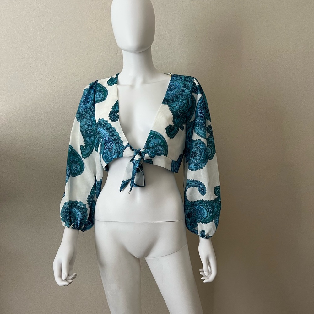 Cute short set bought in Dubai at Beach City - boutique. Never worn.